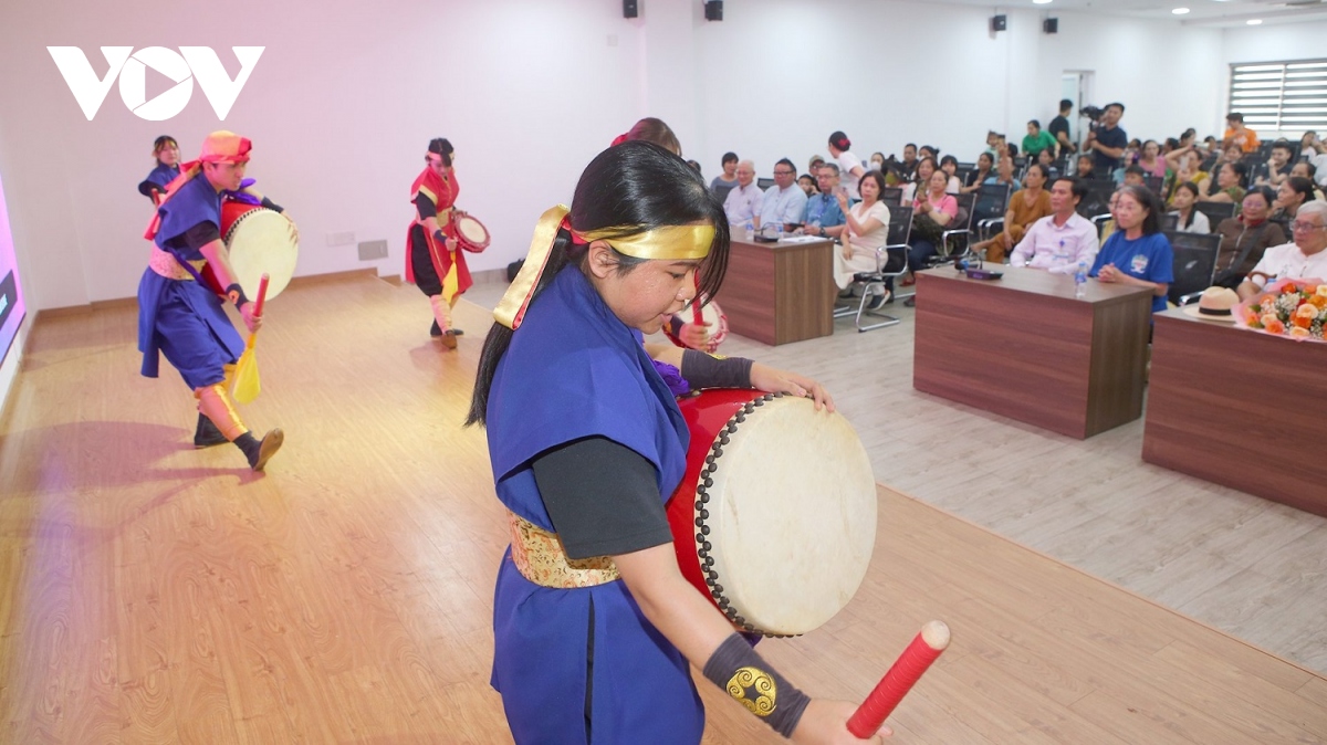 festival hue theo huong mo gan tinh cong dong hinh anh 5