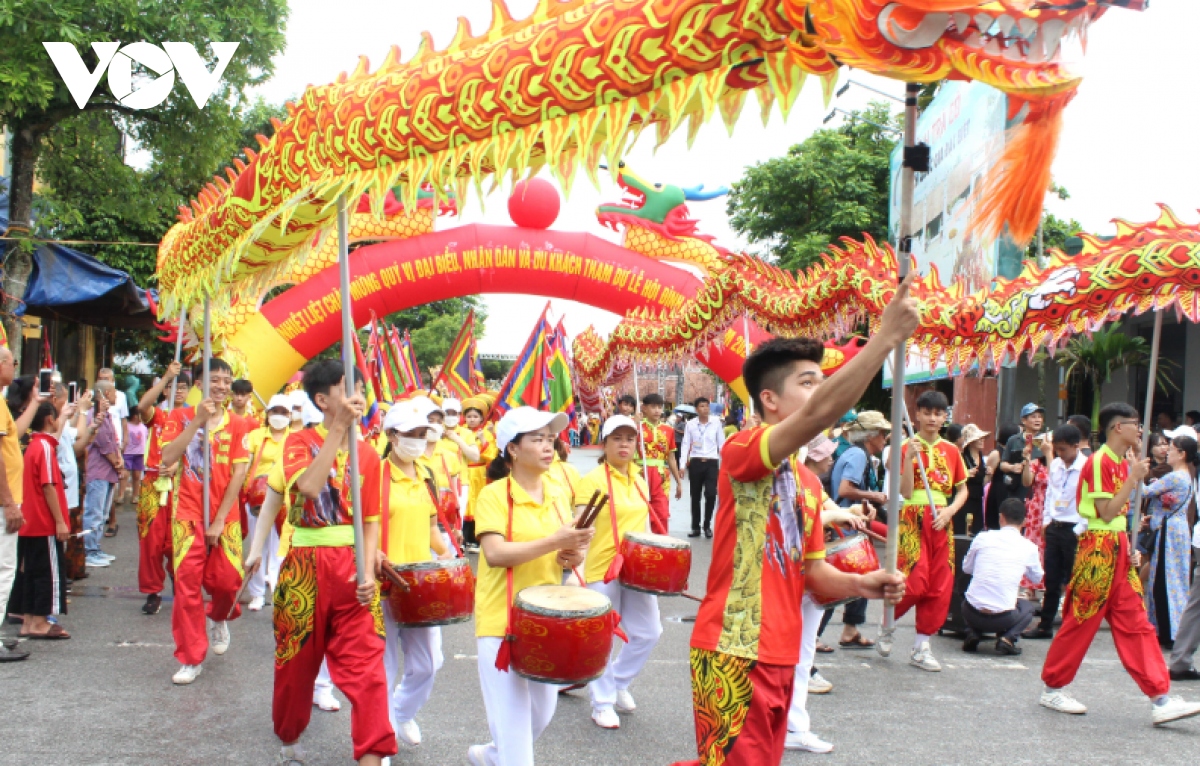 ruc ro le hoi Dinh tra co nam 2024 o quang ninh hinh anh 2